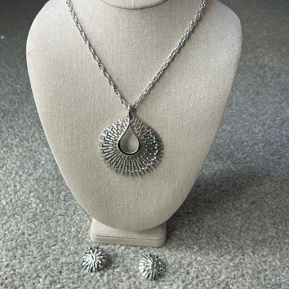 Vintage Crown Trifari Necklace & Earrings